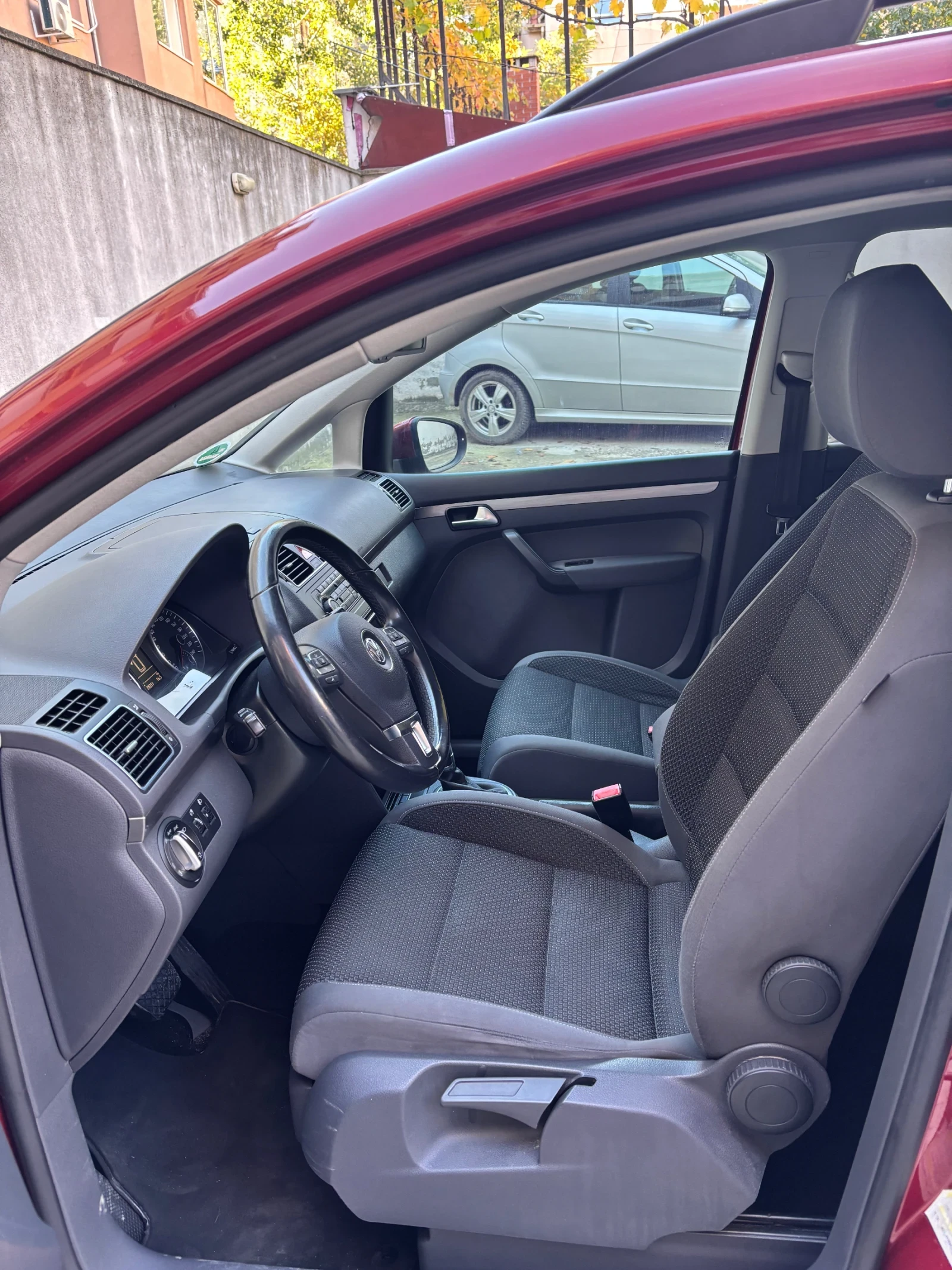 VW Touran | Mobile.bg   5