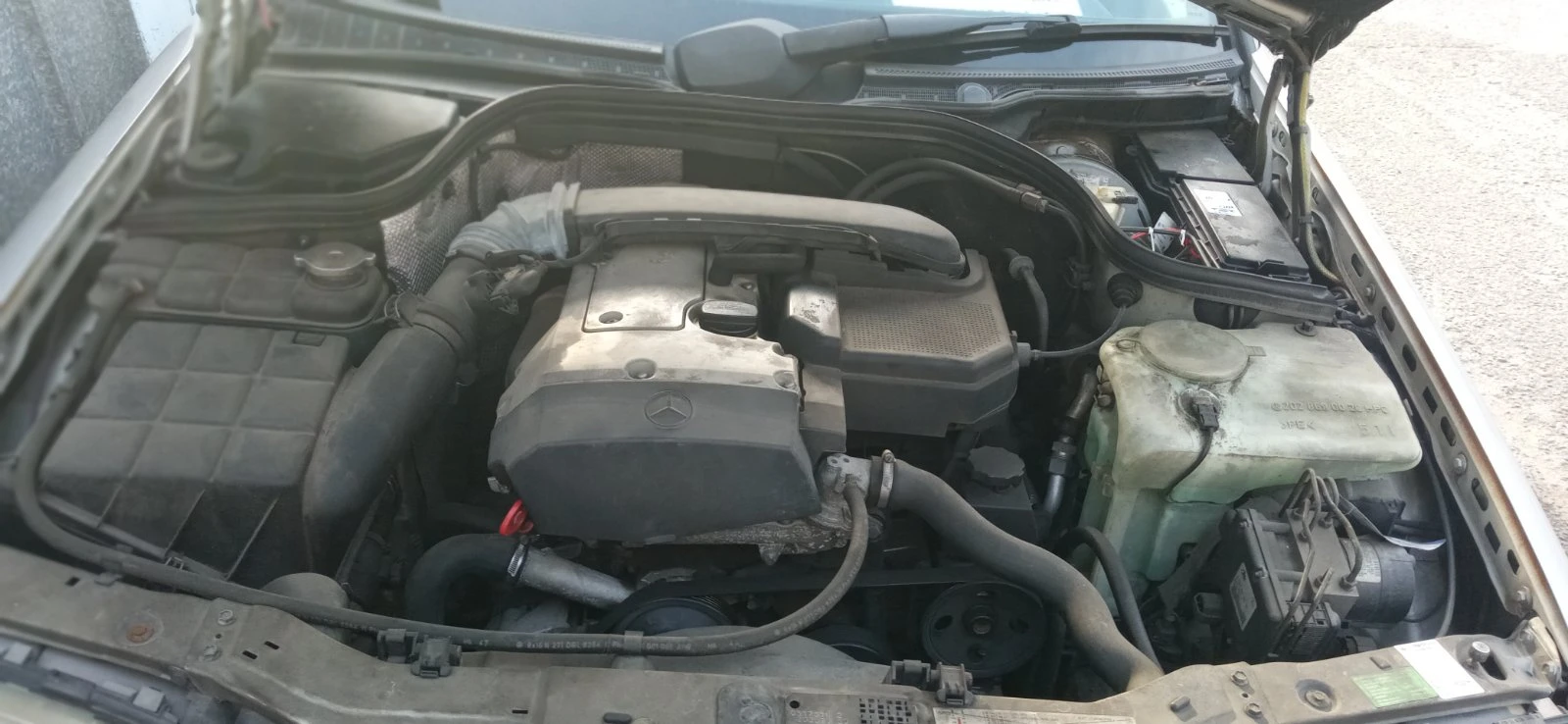 Mercedes-Benz C 180 1.8 - изображение 3