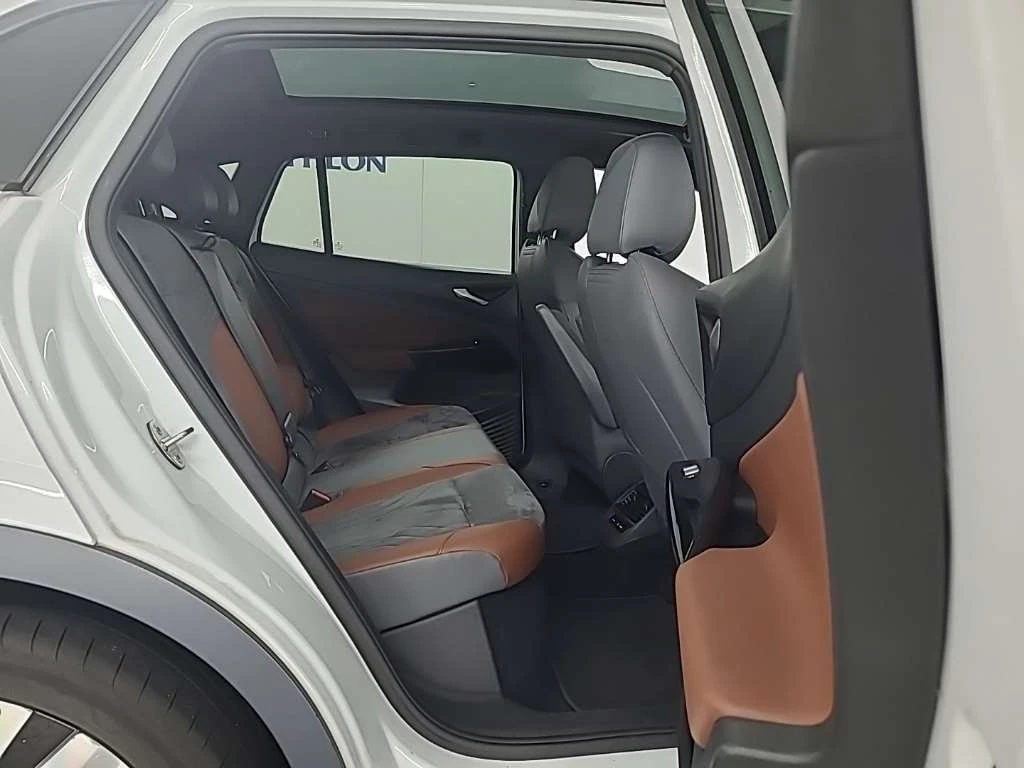 VW ID.4 77 kWh 1st Max - изображение 7