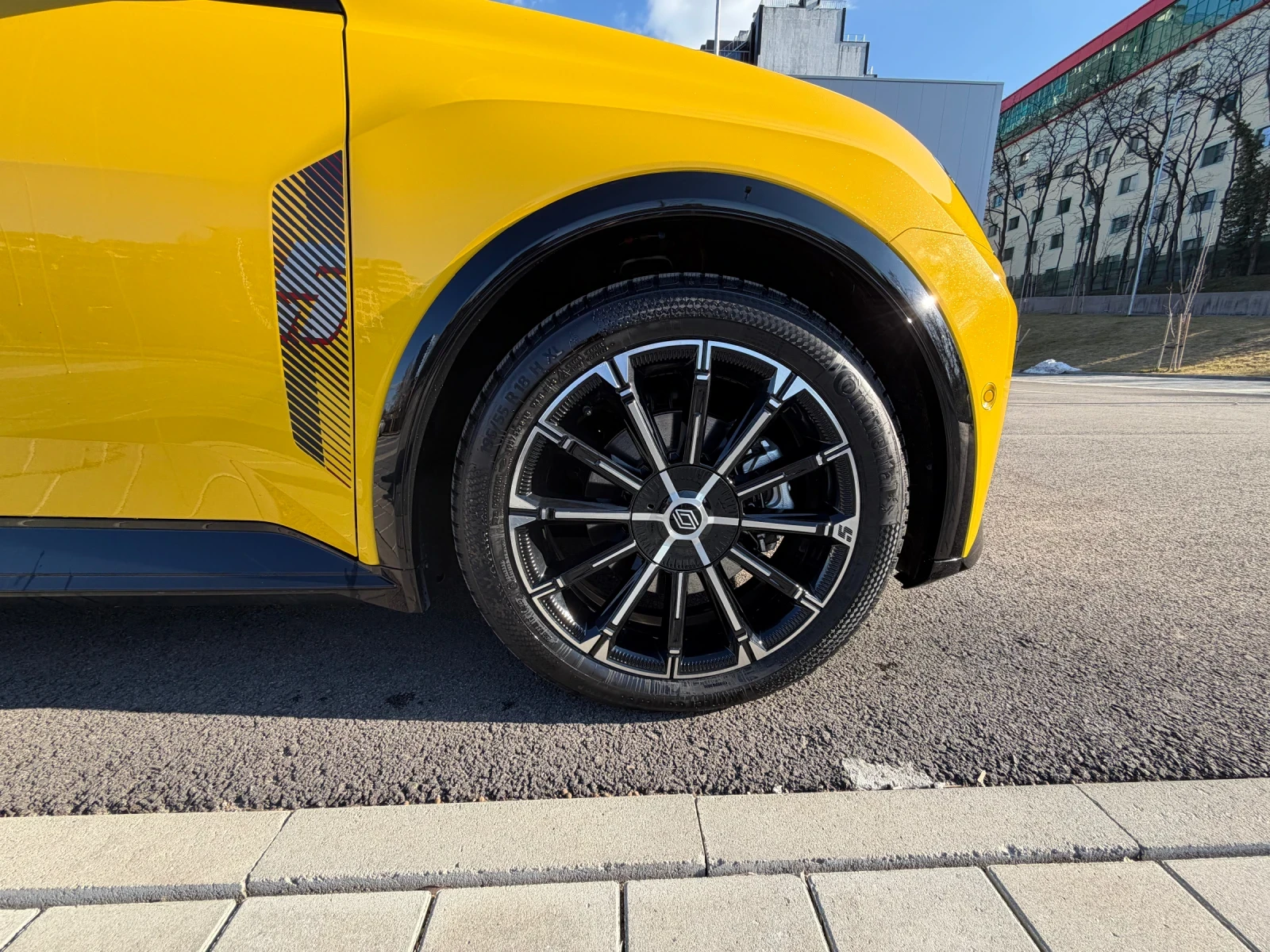 Renault 5 iconic cinq 52kWh - изображение 5