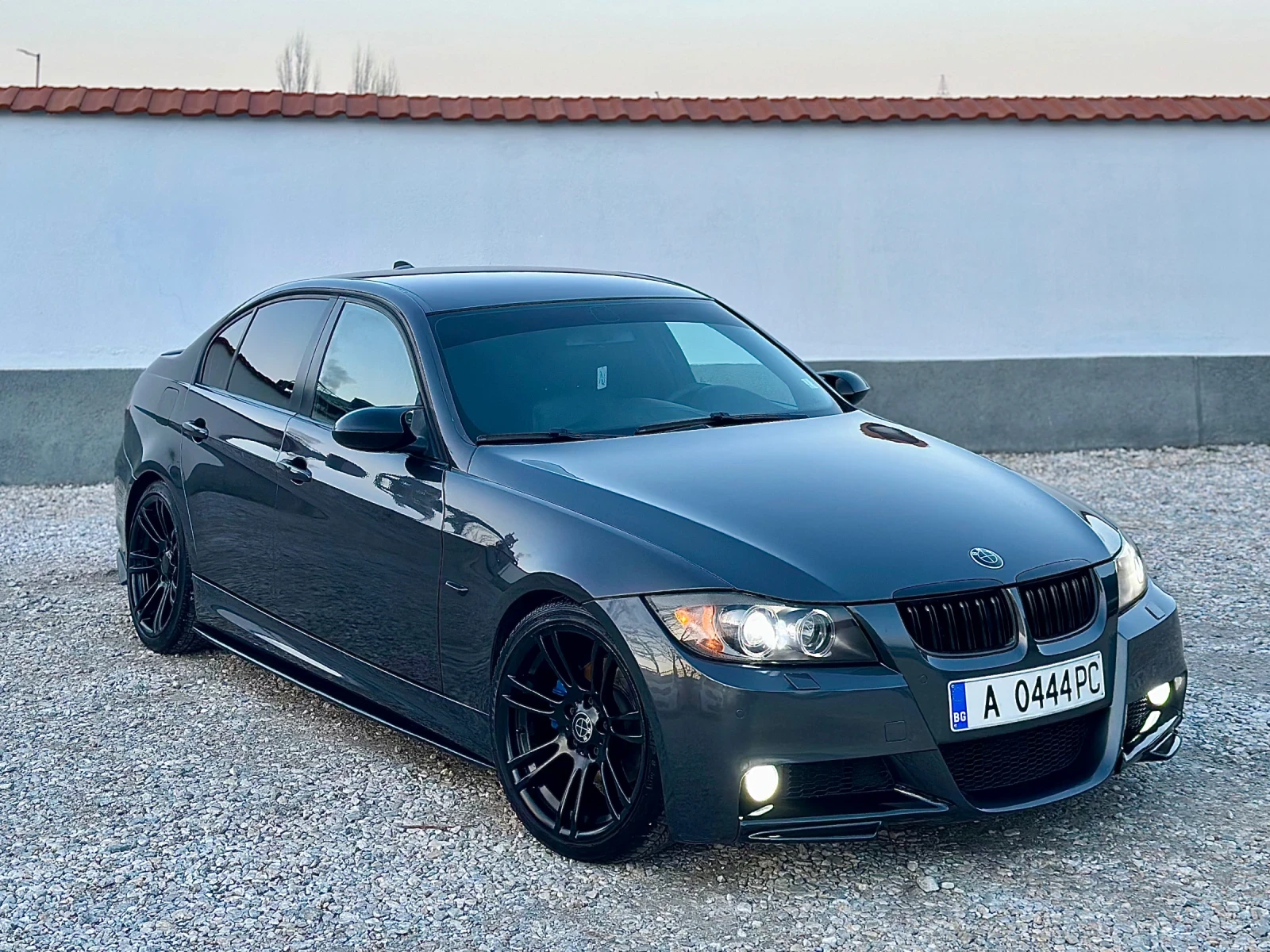 BMW 320 М-ПАКЕТ/НАВИГАЦИЯ/КОЖЕНО РЕКАРО - изображение 3