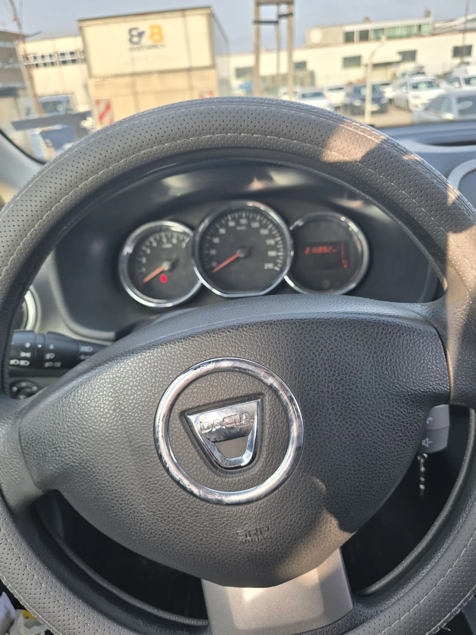 Dacia Logan  - изображение 5