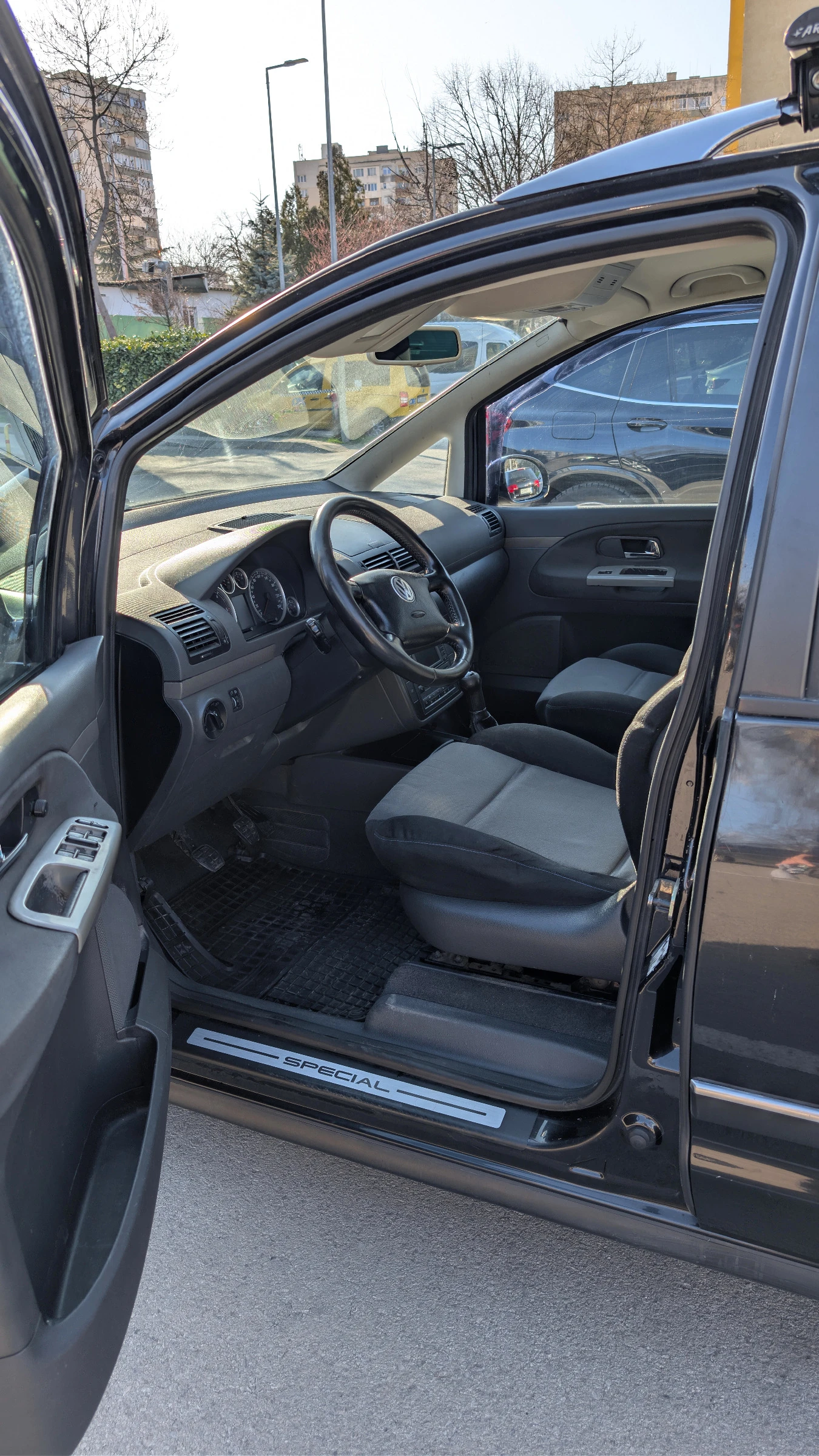 VW Sharan Special, снимка 7 - Автомобили и джипове - 53934281