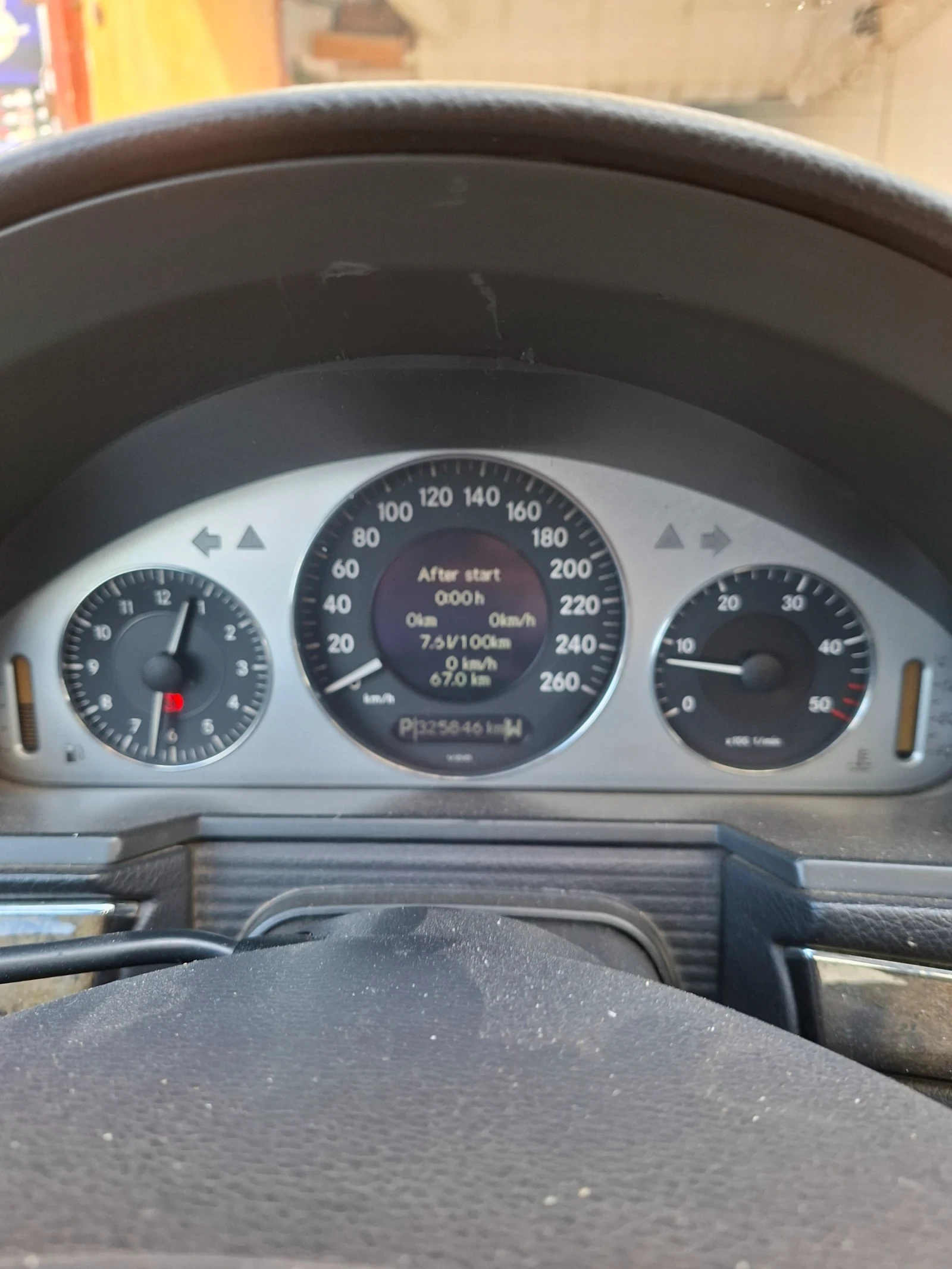 Mercedes-Benz E 320 | Mobile.bg � ����������� 13