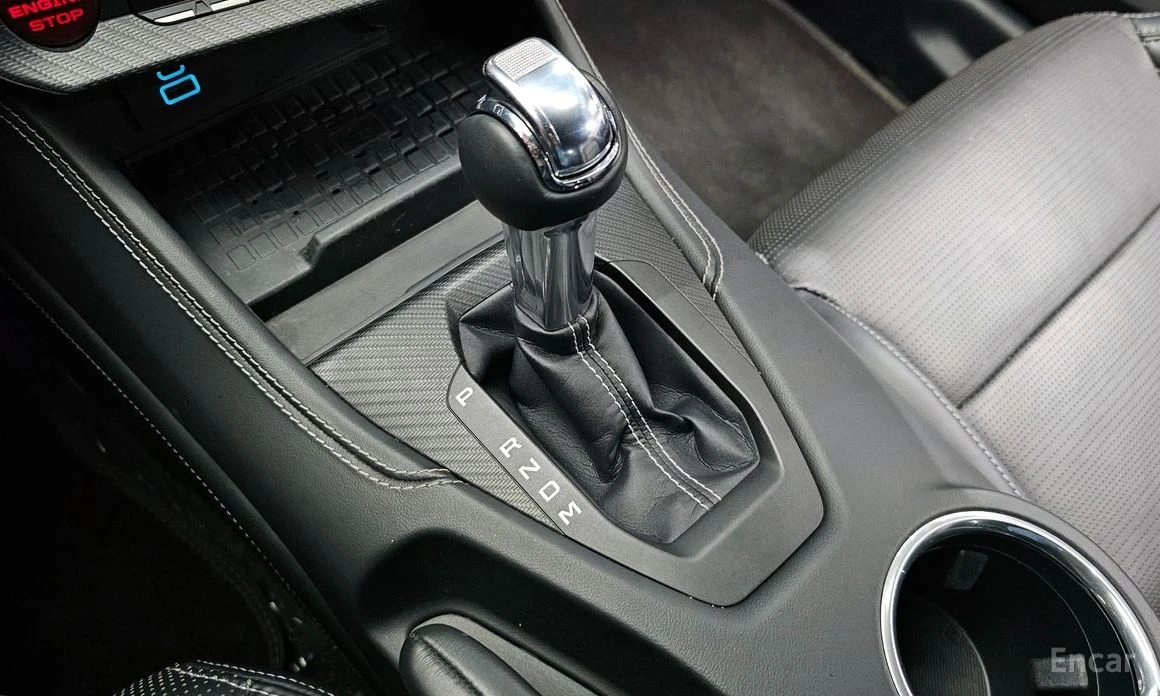 Ford Mustang * 2.3* ECOBOOST* PREMIUM* ПОДГРЕВ* 20000КМ* , снимка 10 - Автомобили и джипове - 54108179