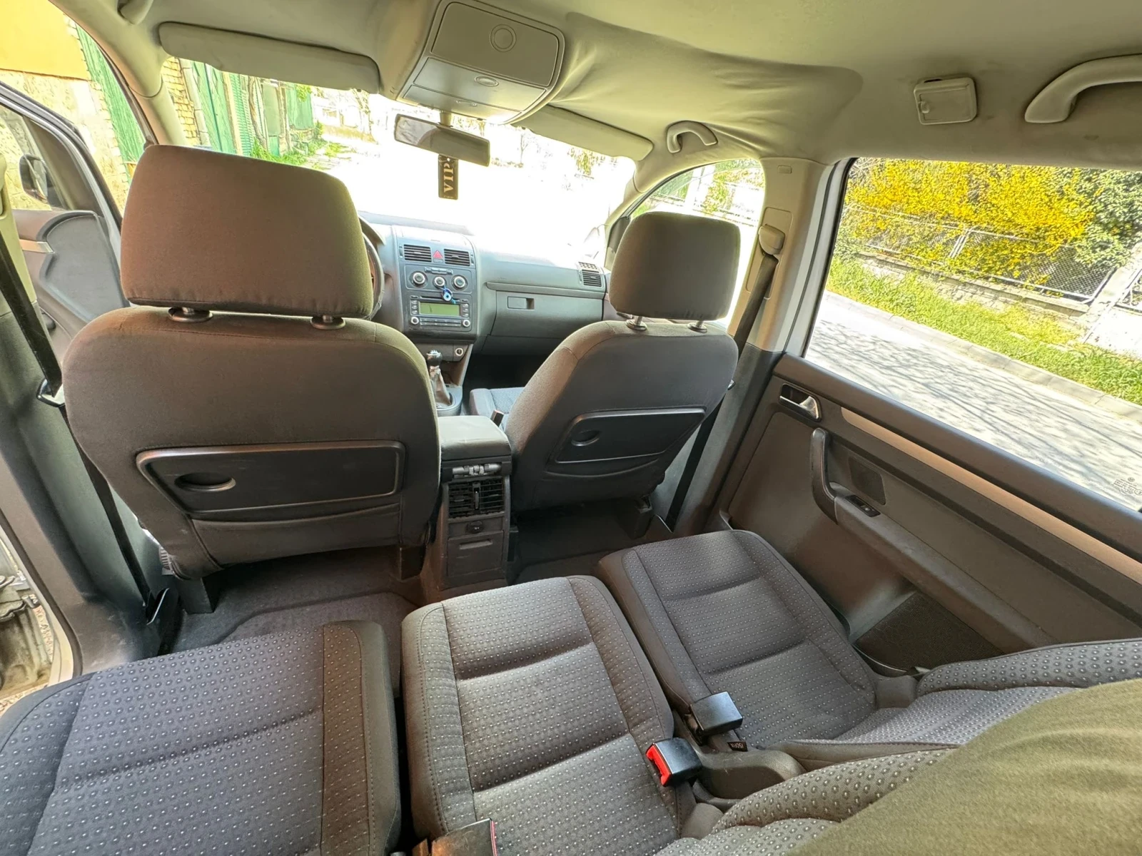 VW Touran, снимка 7 - Автомобили и джипове - 54356780