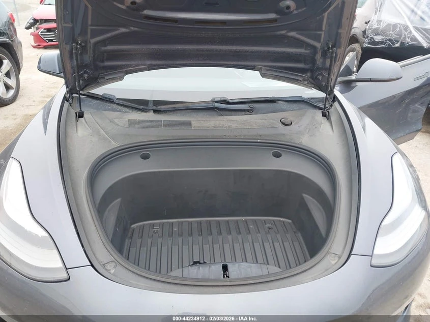 Tesla Model 3 Standard Range Plus Rear-Wheel Drive, снимка 10 - Автомобили и джипове - 54437897
