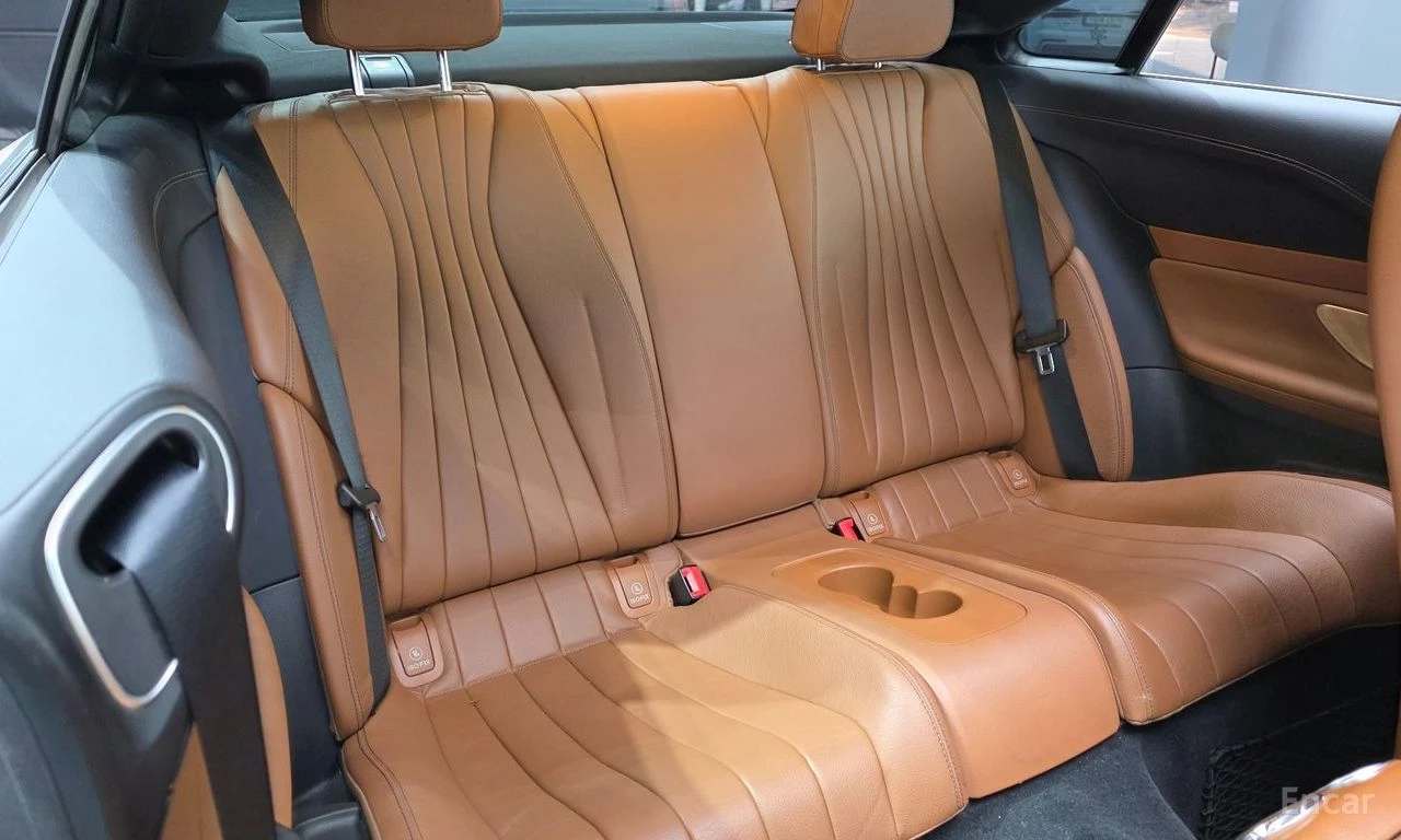 Mercedes-Benz E 400 COUPE* BURMESTER* HEADUP* PANO* , снимка 16 - Автомобили и джипове - 54477183