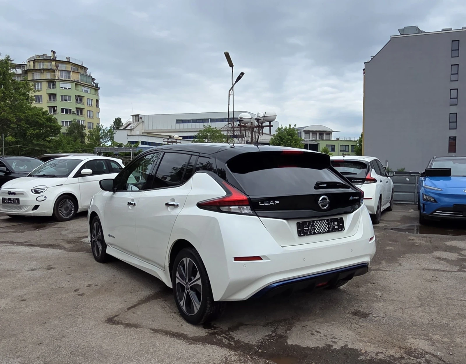 Nissan Leaf  62KWh/TEKNA/Full LED, снимка 5 - Автомобили и джипове - 54544357