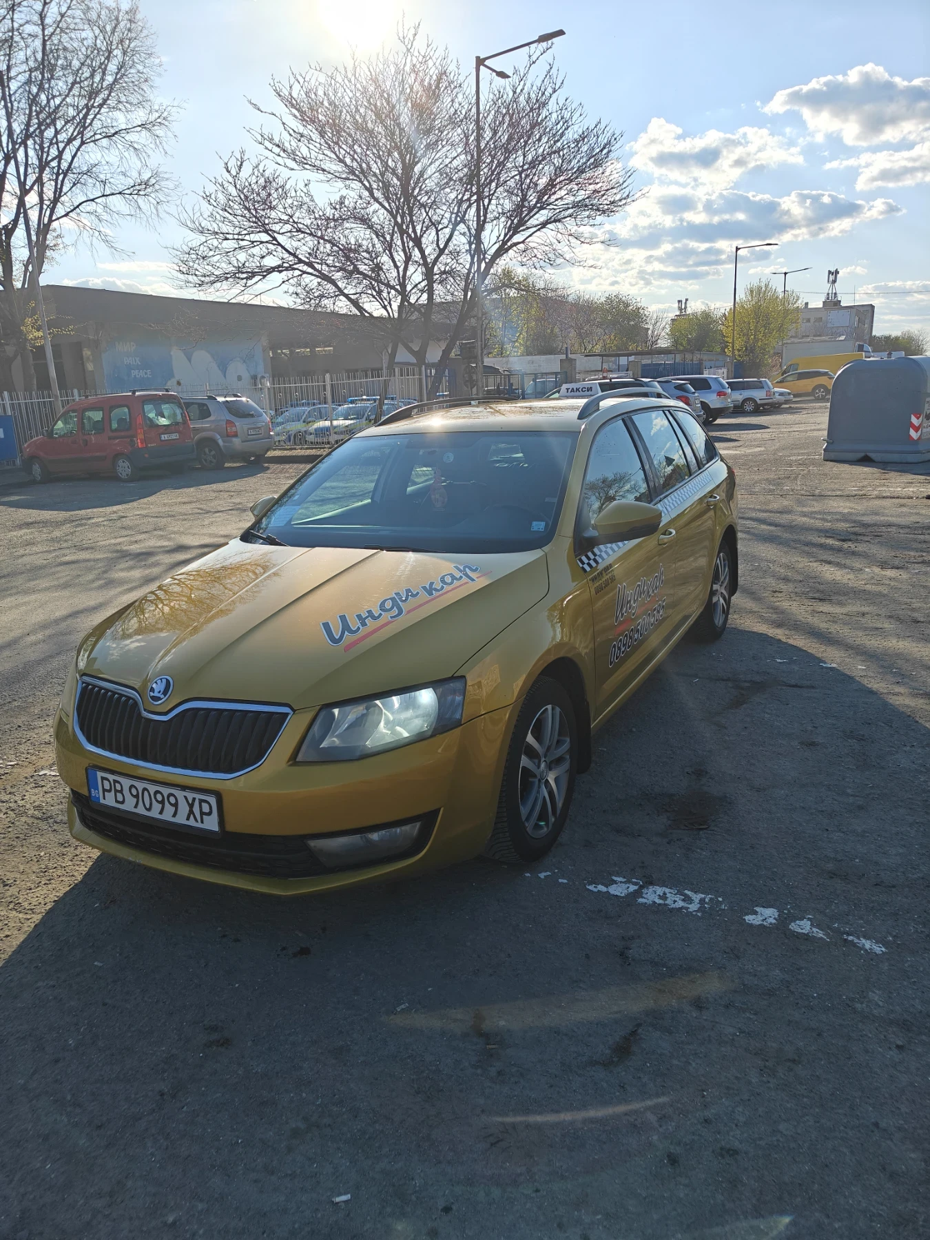 Skoda Octavia 1.6TDi, снимка 4 - Автомобили и джипове - 54700630