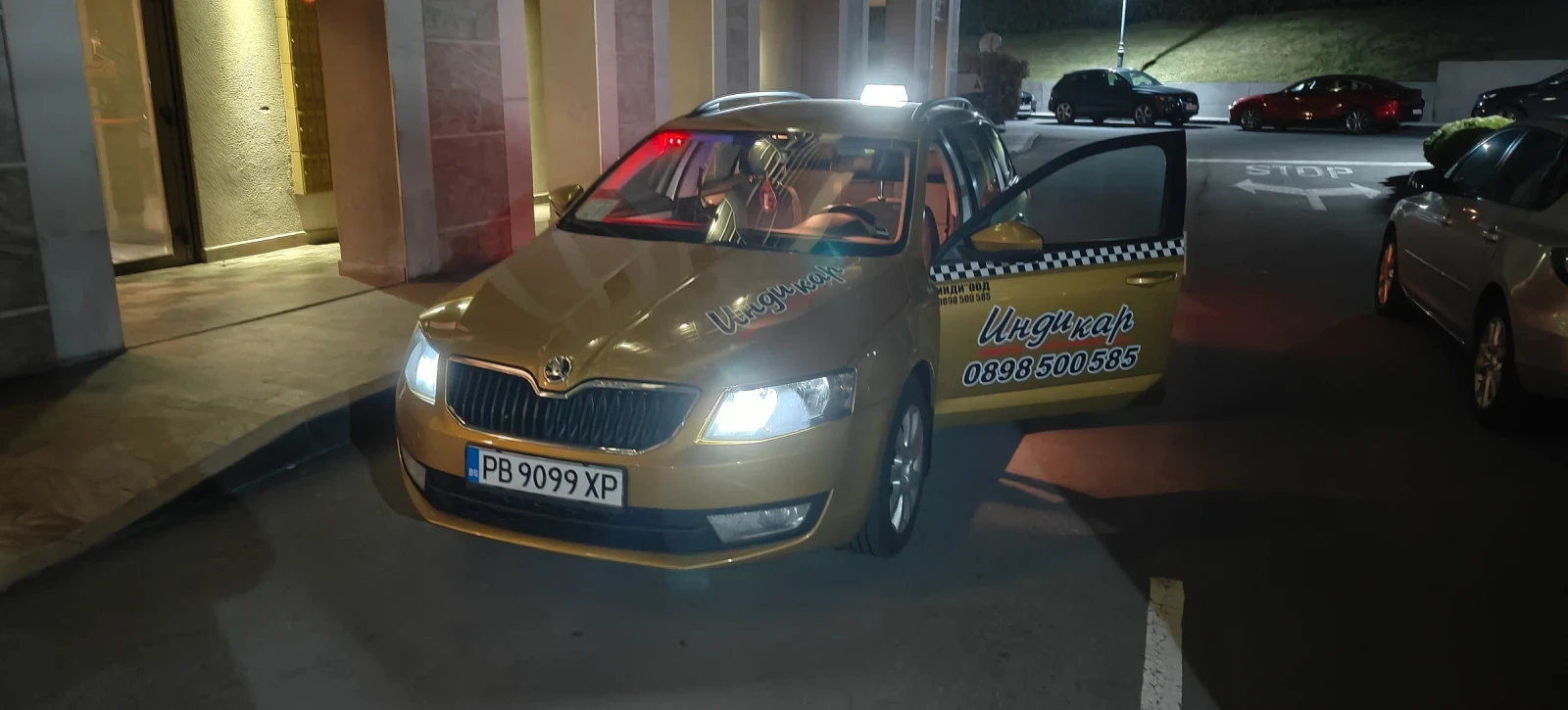 Skoda Octavia 1.6TDi, снимка 9 - Автомобили и джипове - 54700630