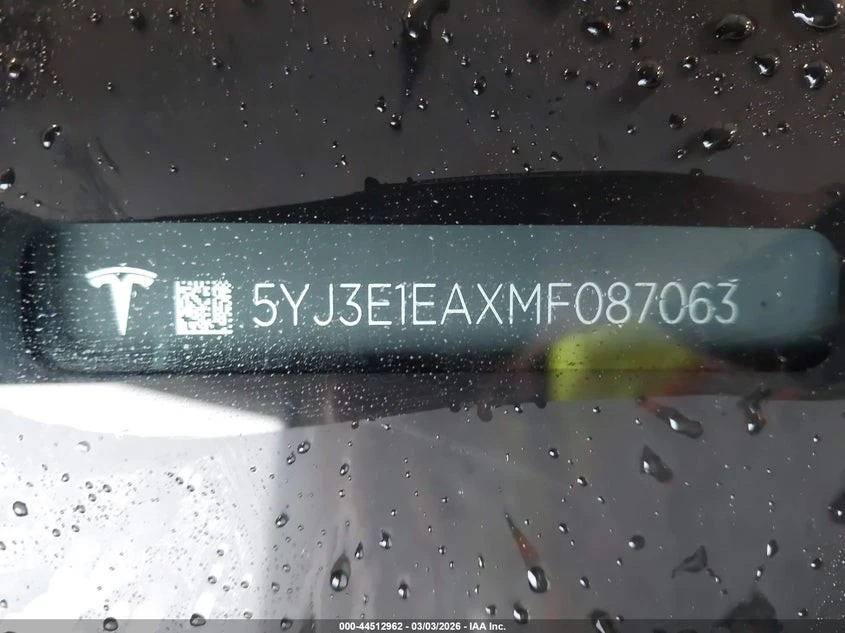 Tesla Model 3 STANDARD RANGE PLUS REAR-WHEEL DRIVE, снимка 9 - Автомобили и джипове - 54988864