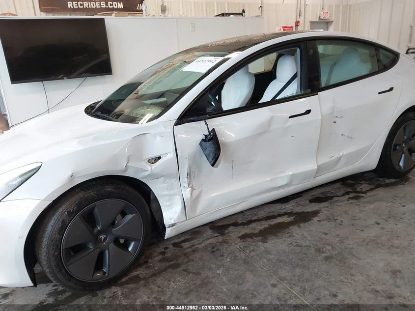 Tesla Model 3 STANDARD RANGE PLUS REAR-WHEEL DRIVE, снимка 6 - Автомобили и джипове - 54988864
