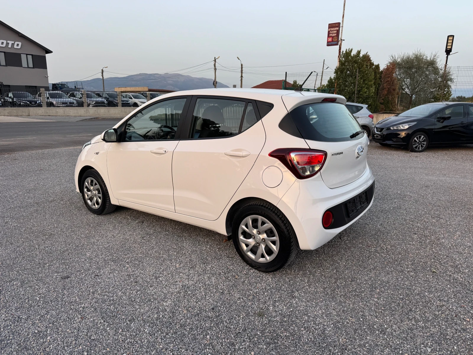 Hyundai I10 1.25i 87ps!! Klima!! Facelift!! Euro 6!!, снимка 4 - Автомобили и джипове - 55867690