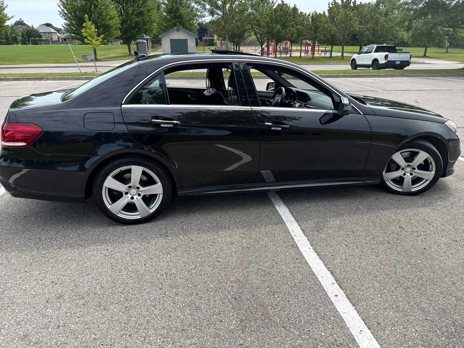 Mercedes-Benz E 350 * CARFAX * ЦЕНА ДО БГ, снимка 4 - Автомобили и джипове - 55876216