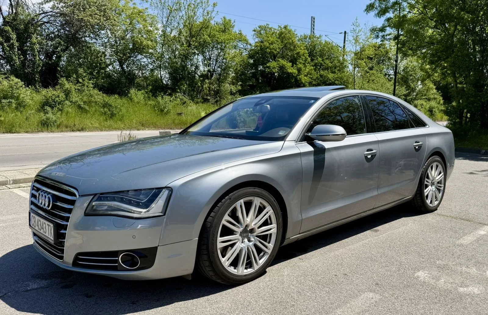 Audi A8 4.2 FSI сменени вериги! , снимка 3 - Автомобили и джипове - 55955255