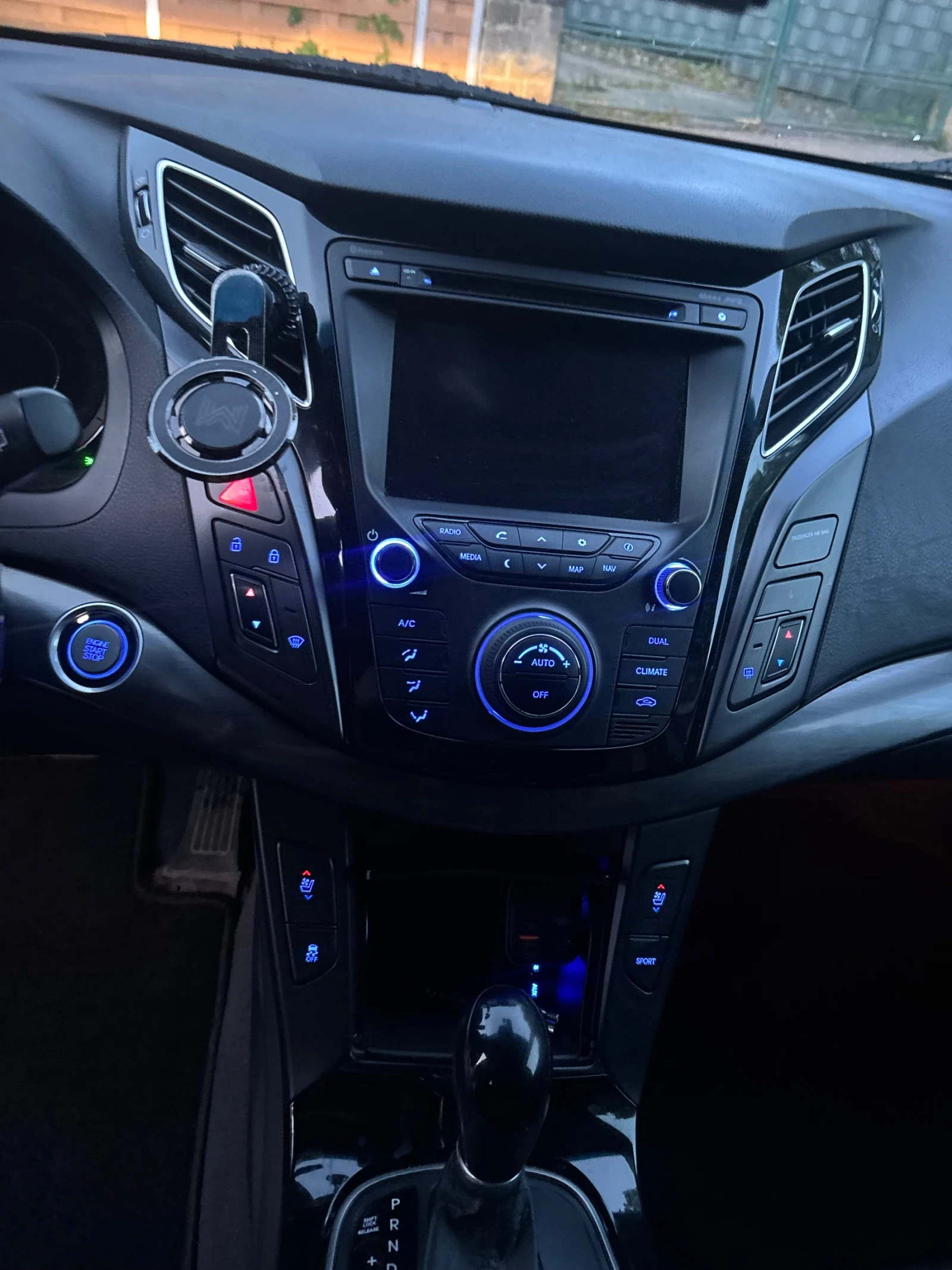 Hyundai I40, снимка 15 - Автомобили и джипове - 56018723