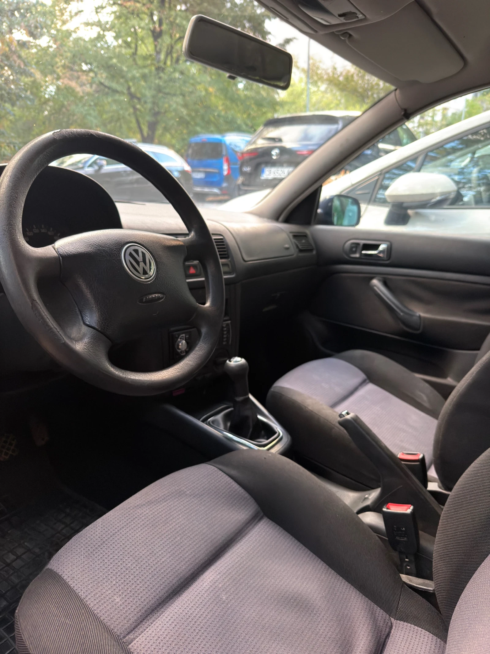 VW Golf, снимка 6 - Автомобили и джипове - 56216197