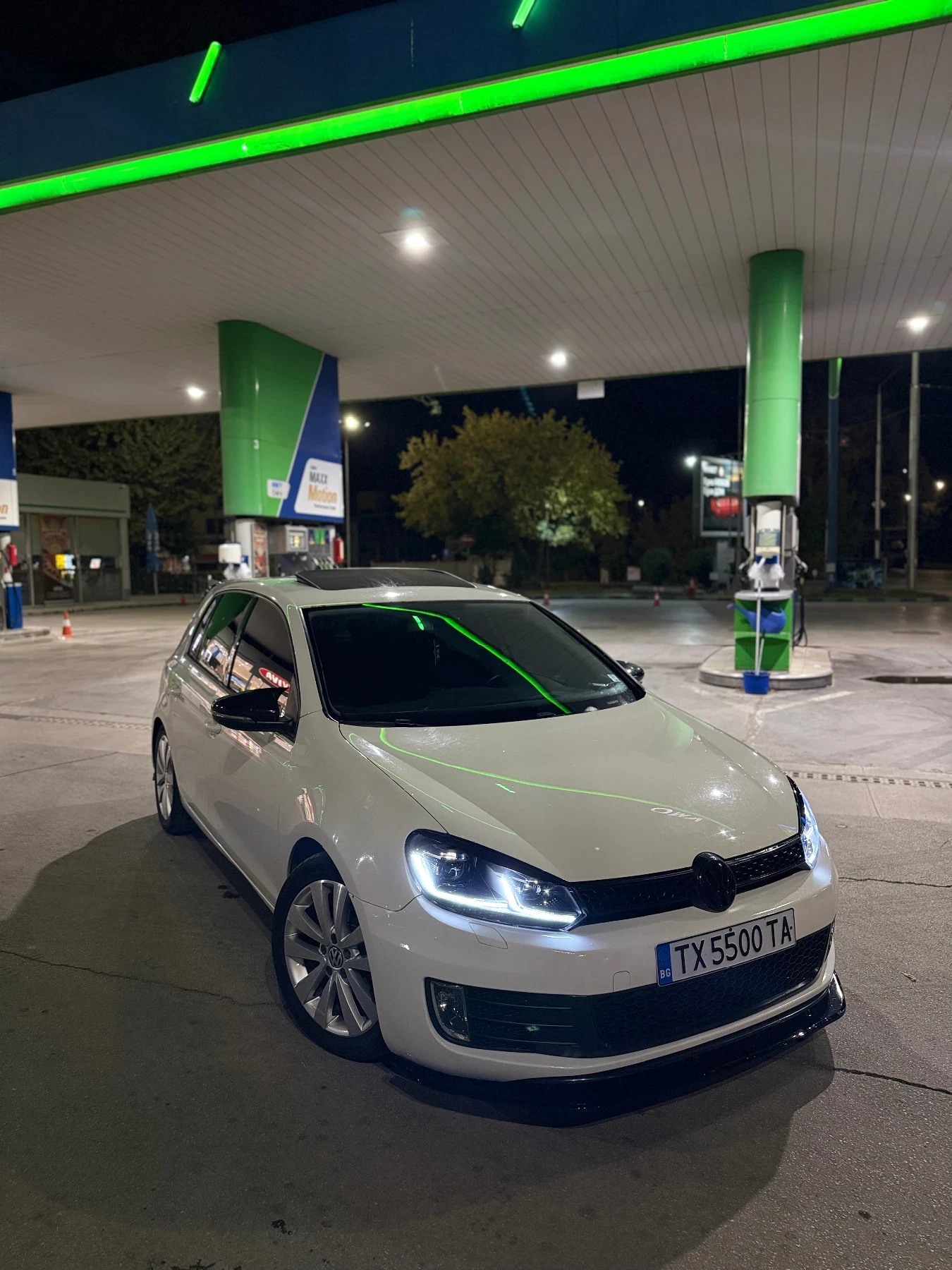 VW Golf 6 Highline, снимка 3 - Автомобили и джипове - 56341594