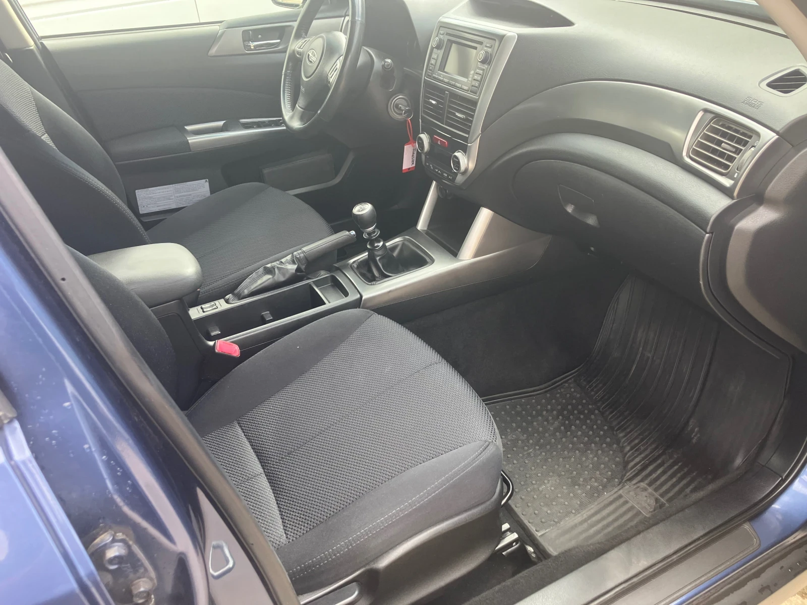 Subaru Forester  2.0 TD, снимка 13 - Автомобили и джипове - 56551435