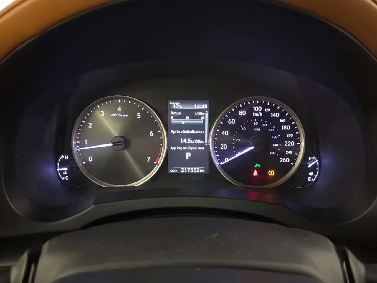 Lexus IS 300 * CARFAX * ����� �� ����������� | Mobile.bg � ����������� 8