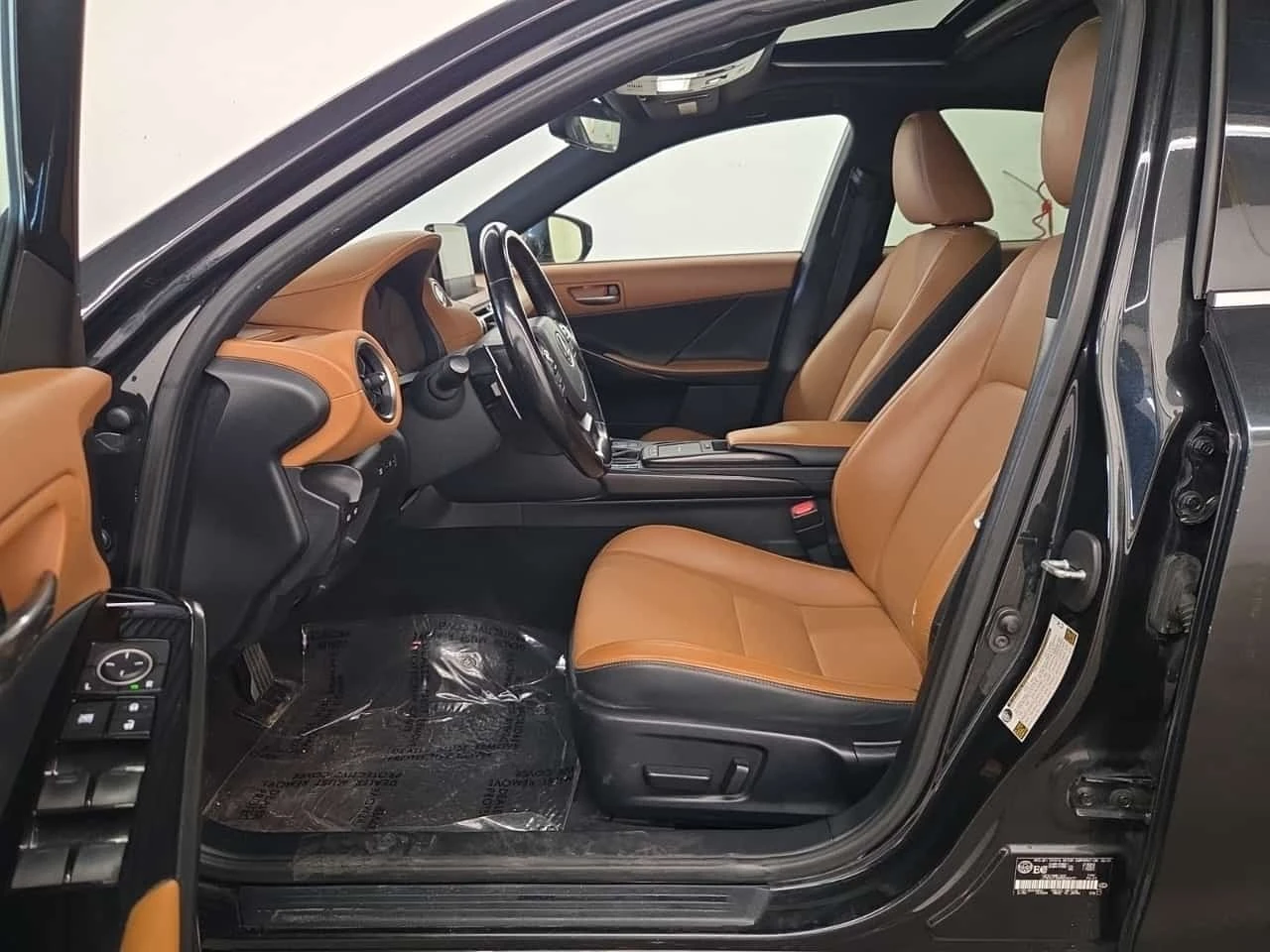 Lexus IS 300 * CARFAX * ����� �� ����������� | Mobile.bg � ����������� 5