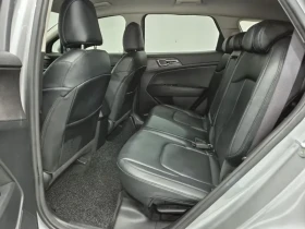 Kia Sportage 2.0 2Wd Trendy - САМО 30% АВАНС, снимка 15