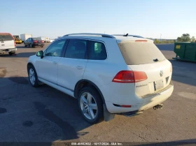 VW Touareg 3.0L V-6 DI, DOHC, VVT, TURBO, 240HP All Wheel Dri, снимка 7