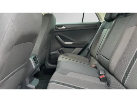 VW T-Roc Месечна вноска от 687   - 22990 € / 44964.53 лв. - 16690495 11