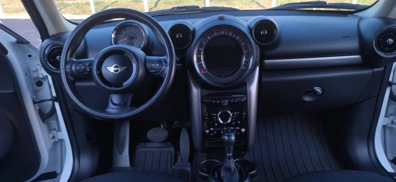 Mini Countryman 2.0d AUTOMAT, снимка 17 - Автомобили и джипове - 46796362