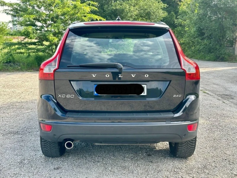 Volvo XC60 2.4 175k.c NAVI, снимка 11 - Автомобили и джипове - 47501645