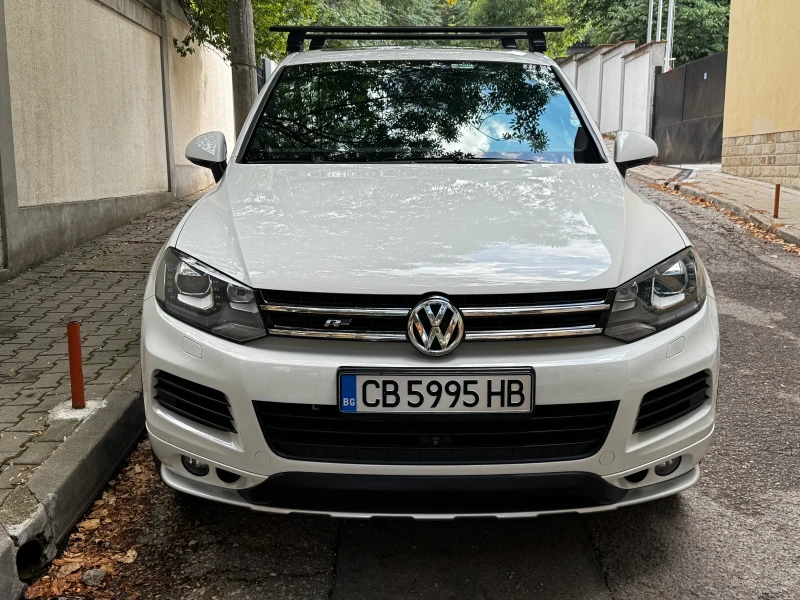 VW Touareg R-Line V8 4, 2 TDI, снимка 2 - Автомобили и джипове - 46825751