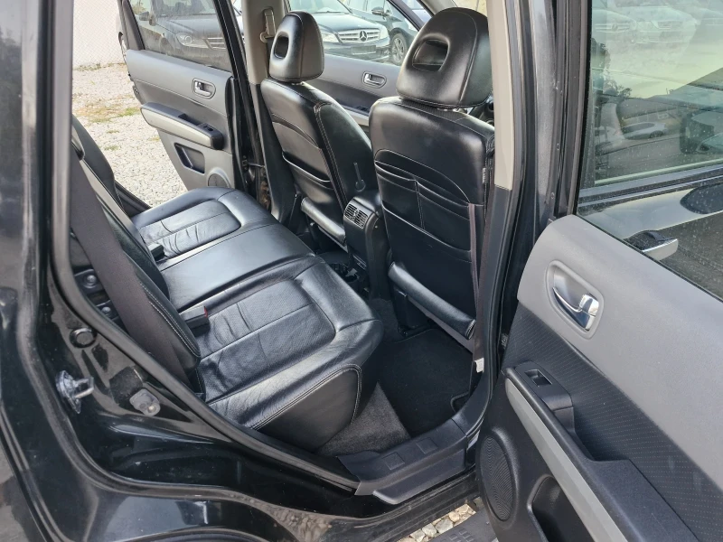 Nissan X-trail 173ps* AC* КОЖА* XENON* PDC* PANO* KEYLESS* , снимка 11 - Автомобили и джипове - 47500075