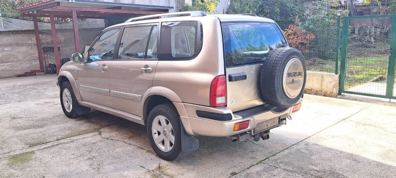 Suzuki Grand vitara Бензин, снимка 3 - Автомобили и джипове - 52430275