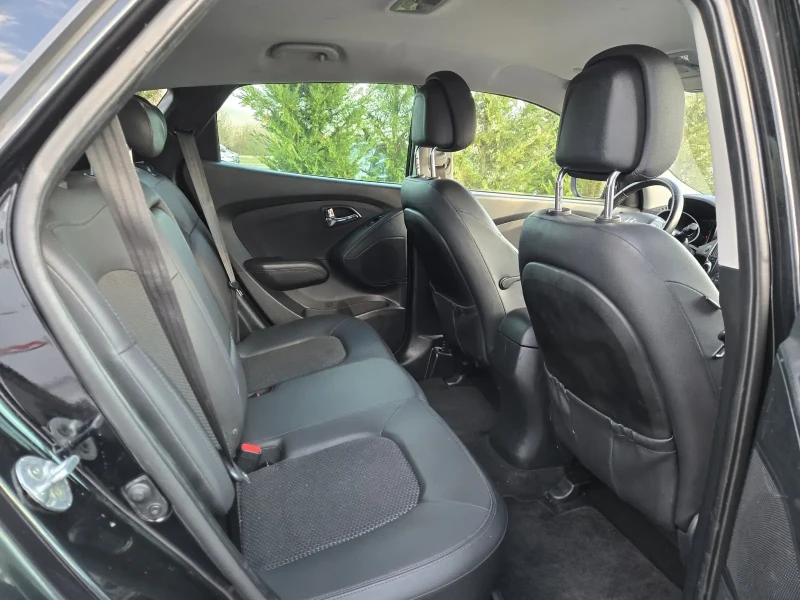 Hyundai IX35 1.6i-135кс= 6ск= 116.000км= ПОДГРЕВ= АВТОПИЛОТ, снимка 14 - Автомобили и джипове - 53135231