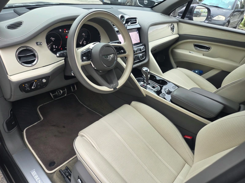Bentley Bentayga Azure/V8/LONG/4x4/FULL/B Гаранция! ! ! , снимка 9 - Автомобили и джипове - 53175558