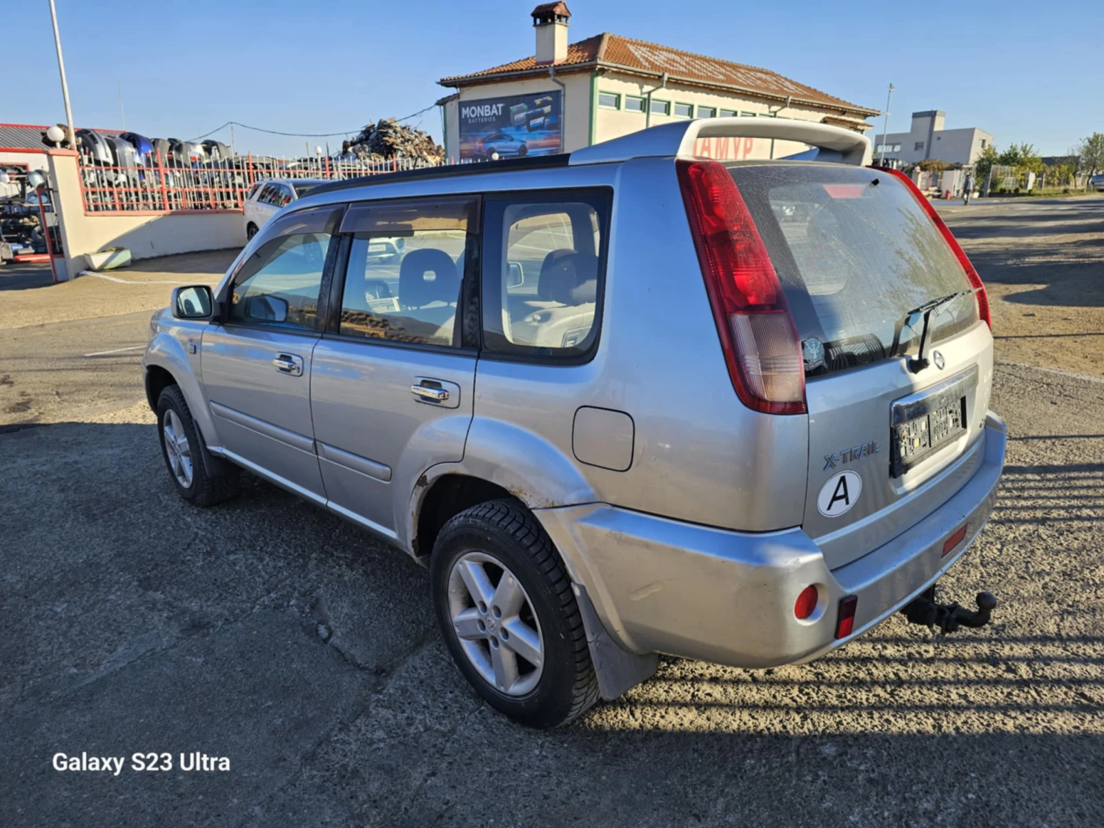 Nissan X-trail 2.2 - изображение 2