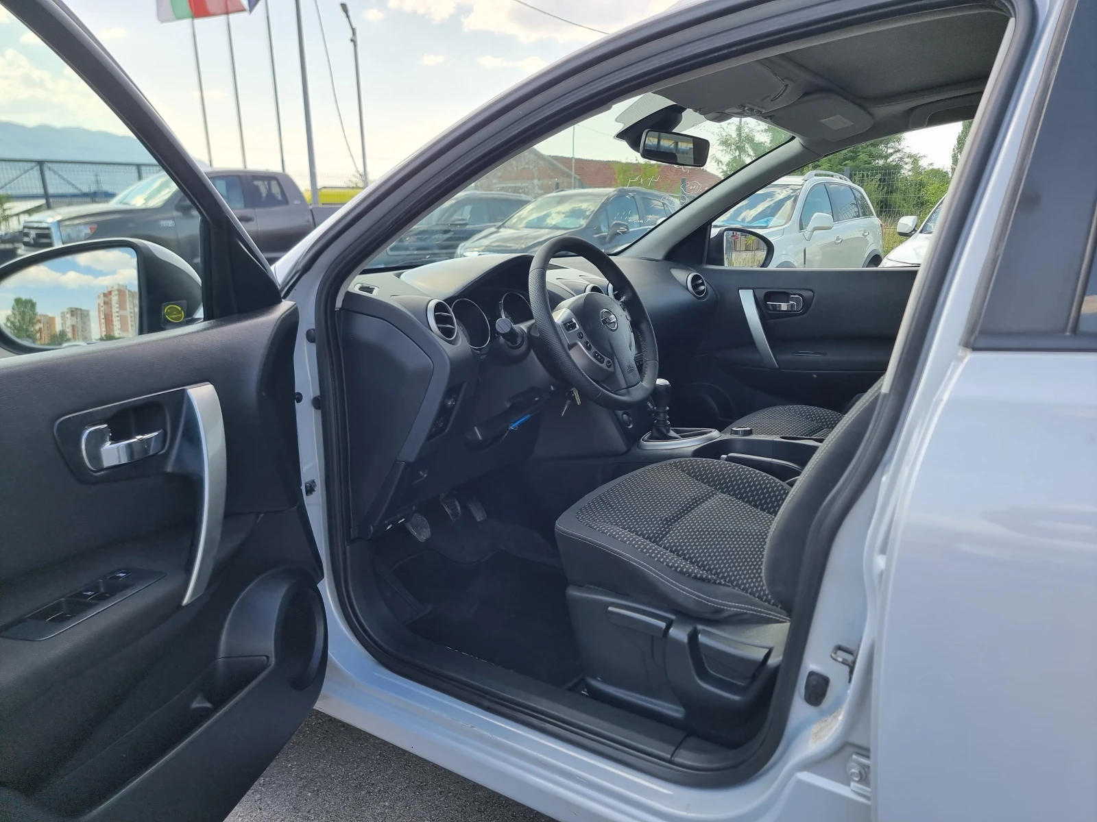 Nissan Qashqai 2.0DCI 4X4 - изображение 10
