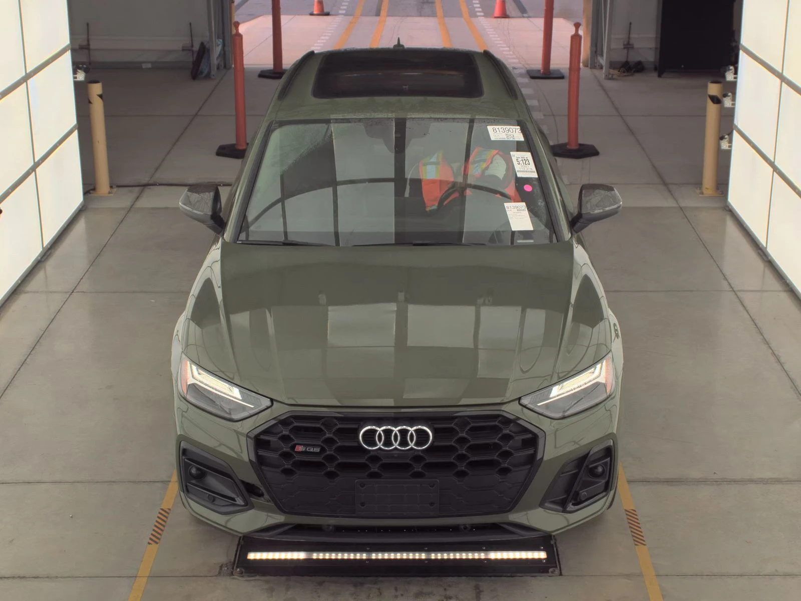 Audi SQ5 2021* B&O* DISTRONIK* DIGITAL* KEYLESS* PANO* NAPP - изображение 2