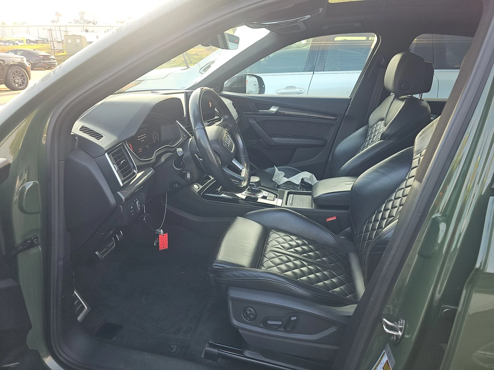 Audi SQ5 2021* B&O* DISTRONIK* DIGITAL* KEYLESS* PANO* NAPP - изображение 8
