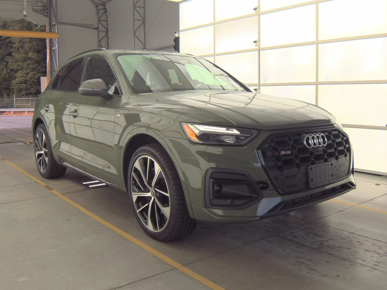 Audi SQ5 2021* B&O* DISTRONIK* DIGITAL* KEYLESS* PANO* NAPP - изображение 3