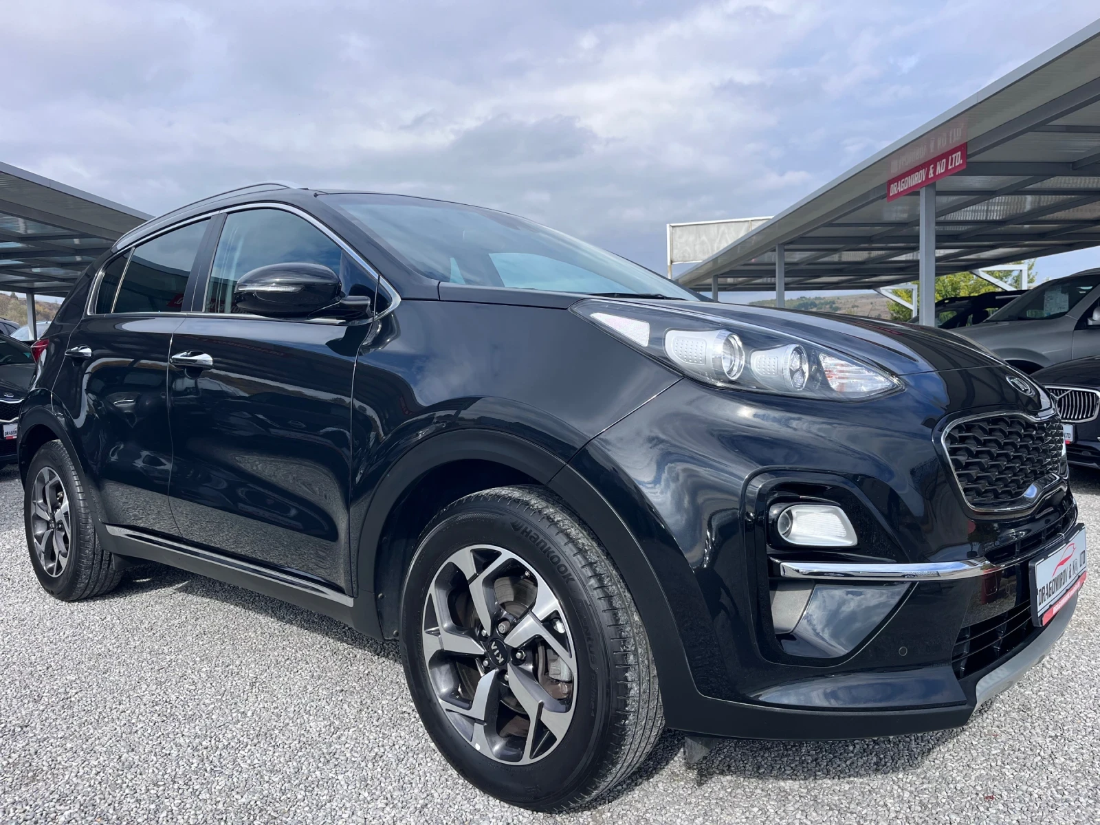 Kia Sportage 1.6d / Facelift / 150.000 сервиз само в Киа  - изображение 4
