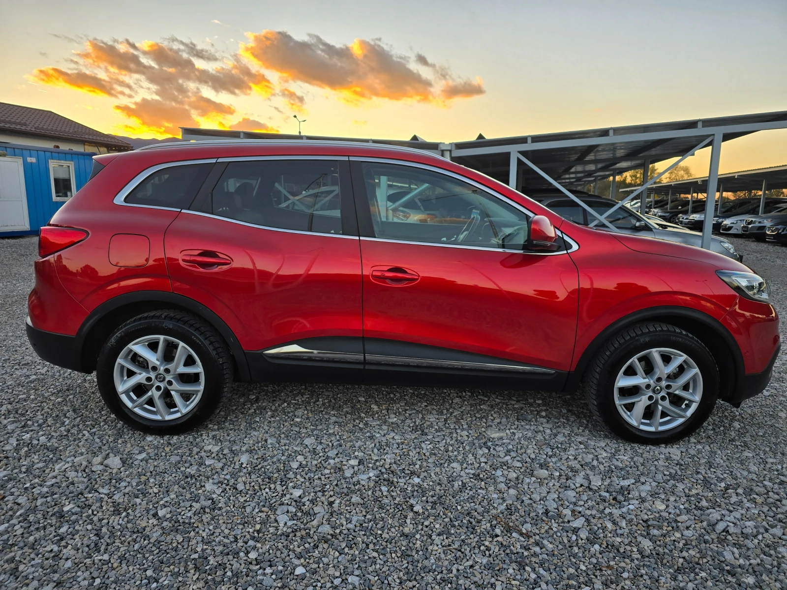 Renault Kadjar 1.5DCI 110кс ! ! РЕАЛНИ КИЛОМЕТРИ ! ! КЛИМАТРОНИК - изображение 6