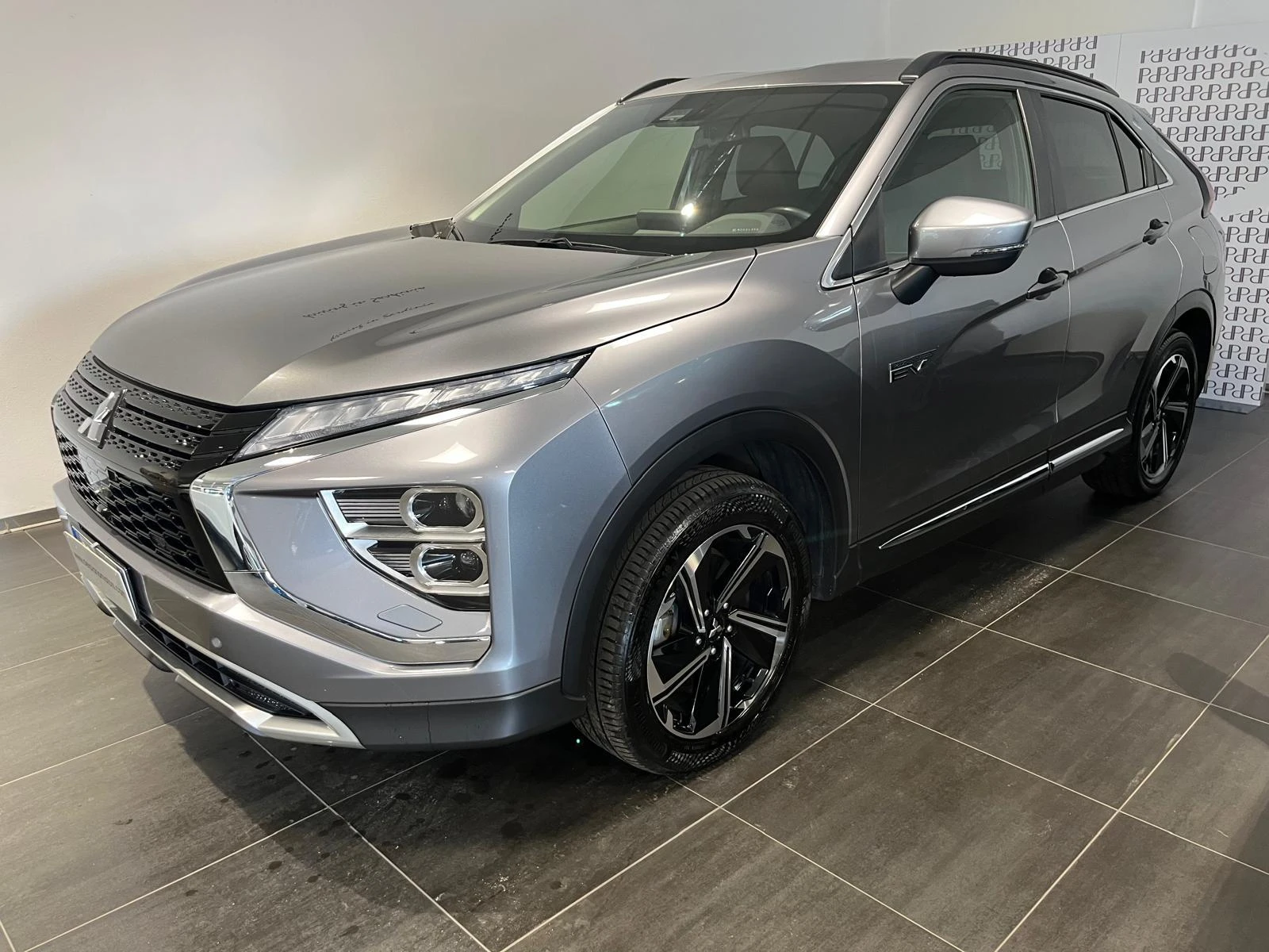 Mitsubishi Eclipse Cross 2.4Plugin | Mobile.bg   5