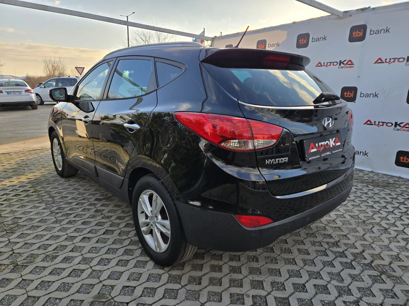 Hyundai IX35 1.6i-135кс= 6ск= 116.000км= ПОДГРЕВ= АВТОПИЛОТ - изображение 5