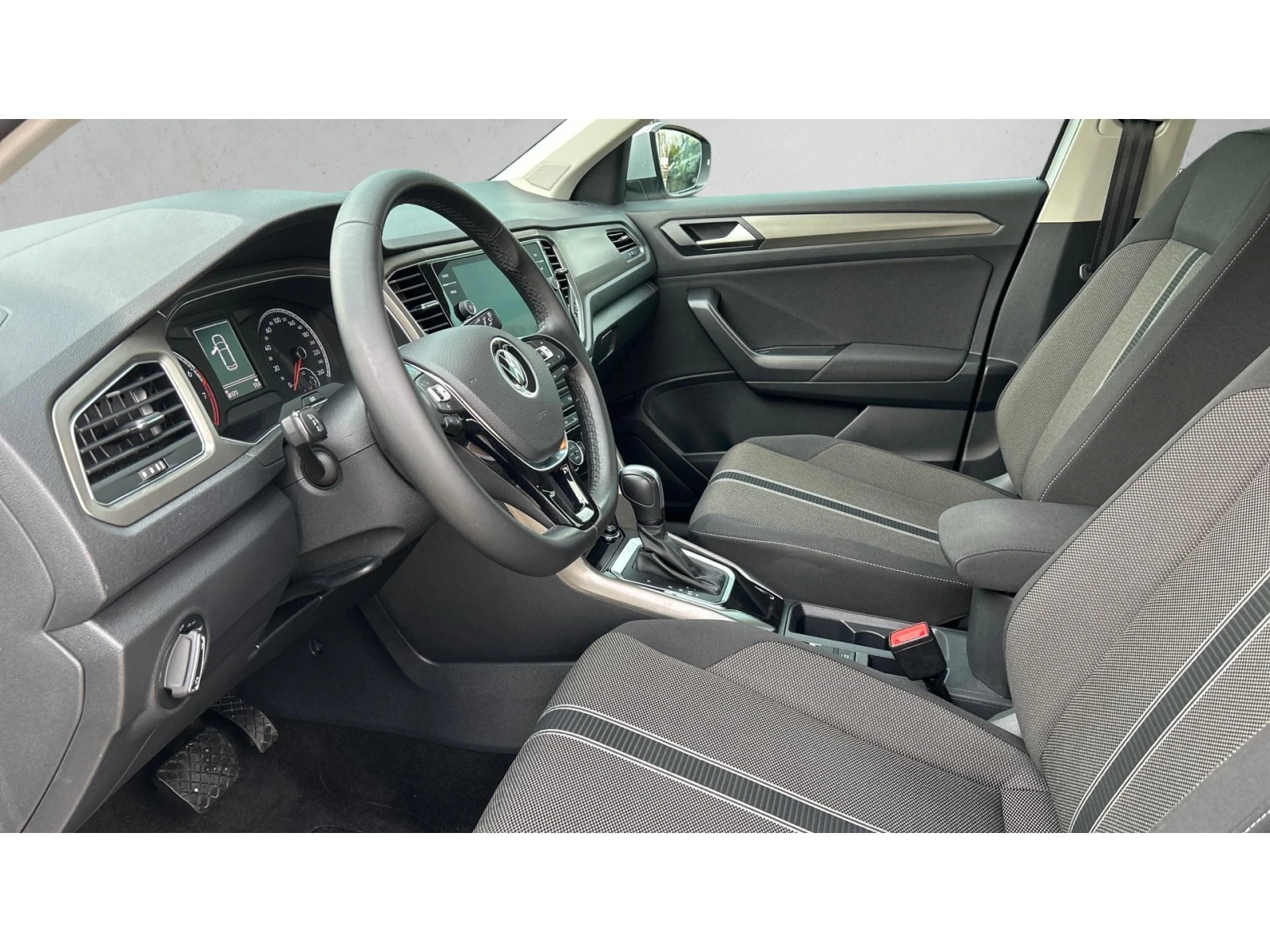 VW T-Roc Месечна вноска от 687  , снимка 12 - Автомобили и джипове - 53737224