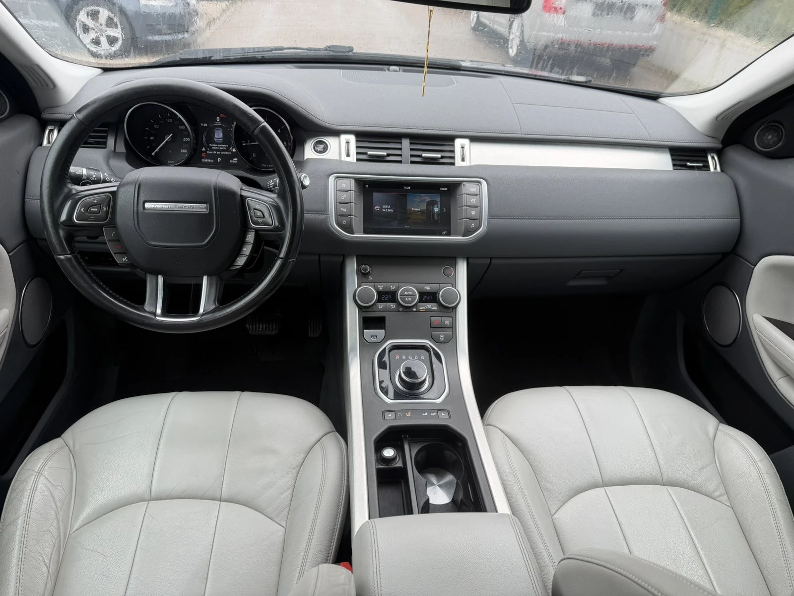 Land Rover Evoque 2.0 turbo, снимка 9 - Автомобили и джипове - 53959062