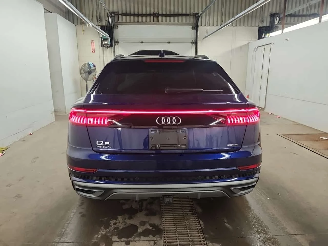 Audi Q8 * PROGRESSIV * CARFAX * ЦЕНА ДО БГ, снимка 4 - Автомобили и джипове - 54265639