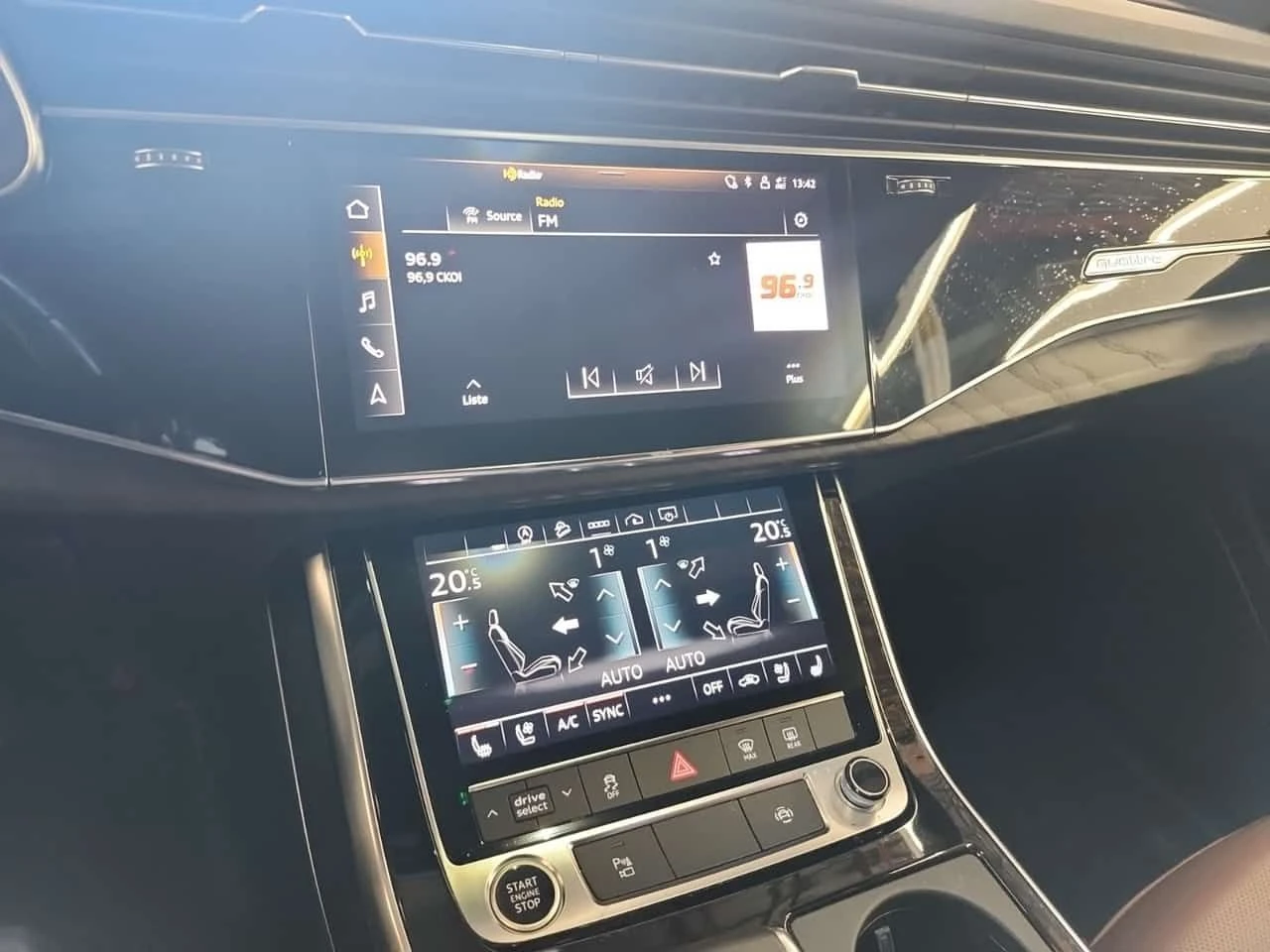 Audi Q8 * PROGRESSIV * CARFAX * ЦЕНА ДО БГ, снимка 10 - Автомобили и джипове - 54265639