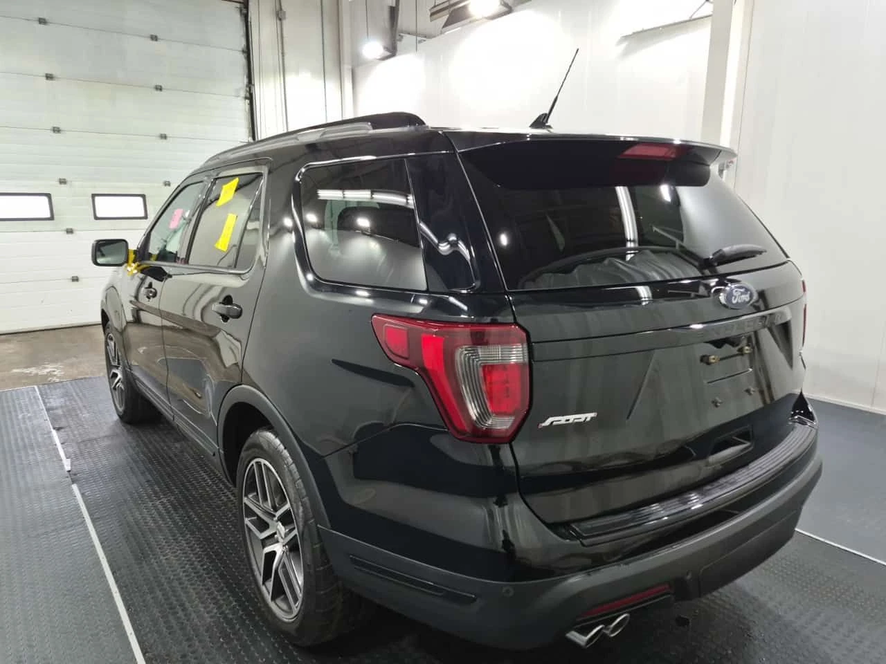 Ford Explorer SPORT| 360| 2 КЛЮЧА| CARFAX| АВТОКРЕДИТ, снимка 5 - Автомобили и джипове - 54656444